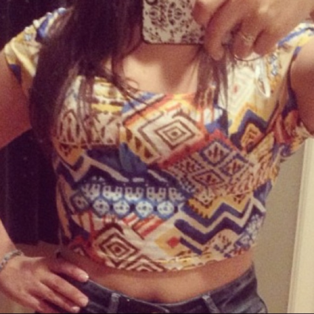 Crop top